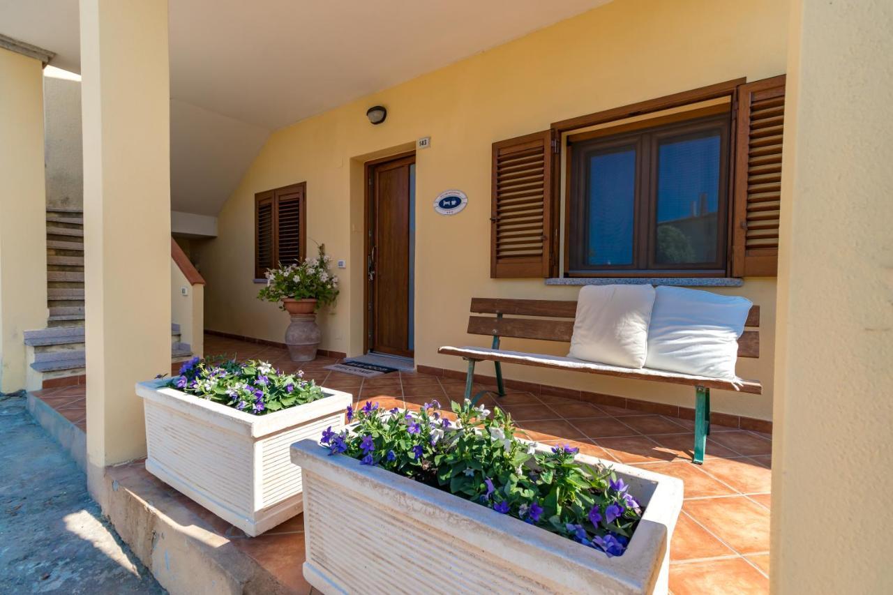 Il Giardino Degli Ulivi Bed & Breakfast Santa Maria Coghinas Ngoại thất bức ảnh